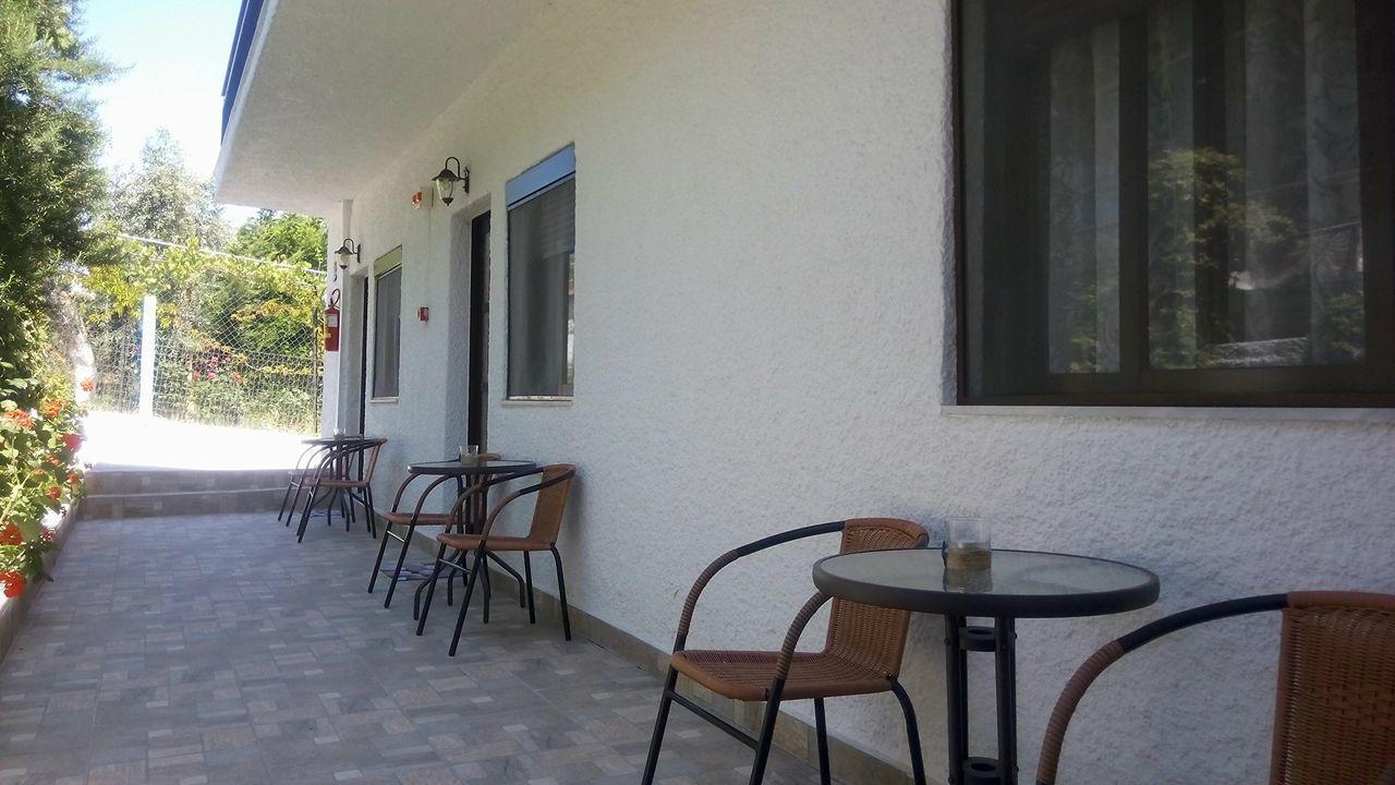 Gorgona Rooms Alikí Exteriér fotografie
