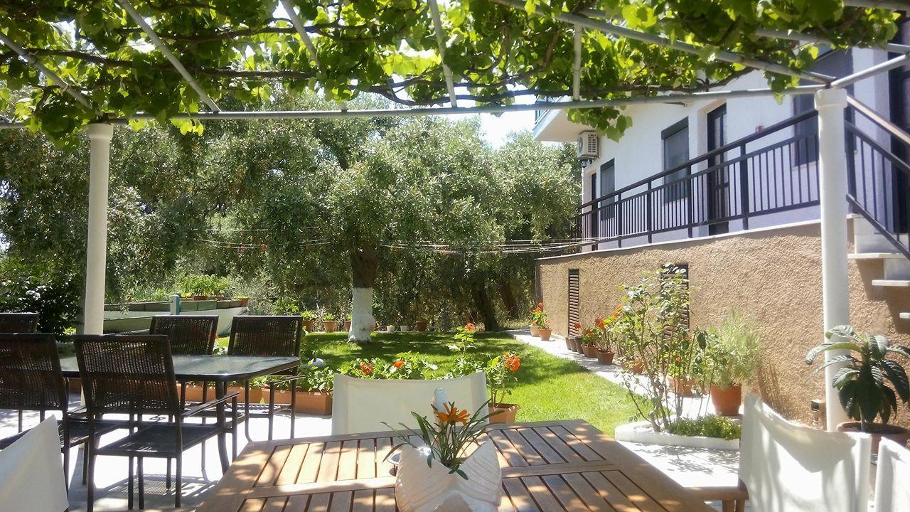 Gorgona Rooms Alikí Exteriér fotografie